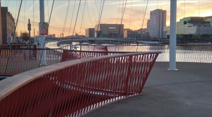 Passeggiata sul canale