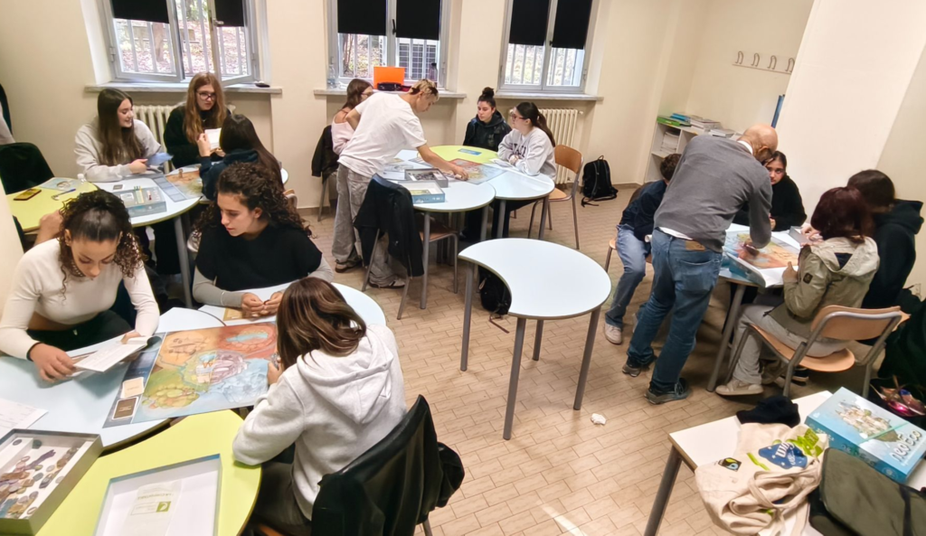 i ragazzi giocano a neo-geo